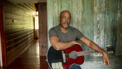 The Journey of Darius Rucker: From Rock Star to Country Legend