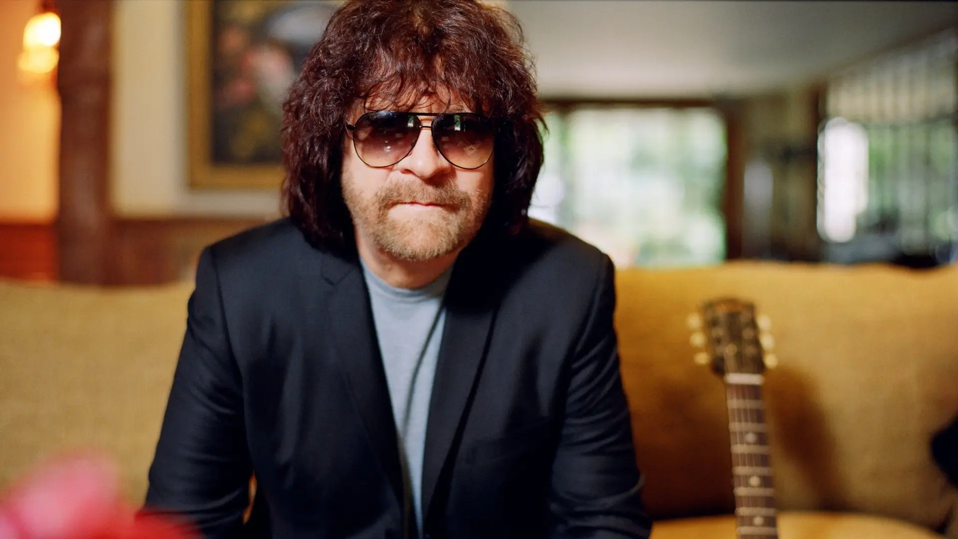 Jeff Lynne: The Multifaceted Maestro of Modern Music