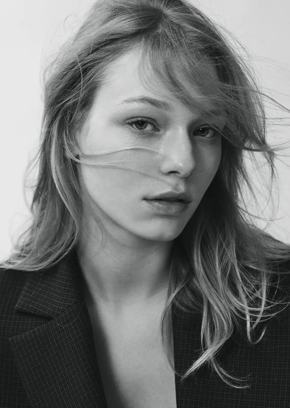 Discover Jesse Van Rootselaar: A Rising Star in Fashion