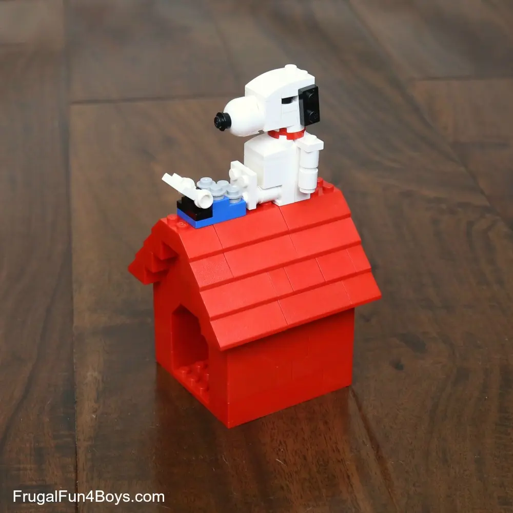 LEGO Ideas Unveils Peanuts Snoopy Doghouse Set