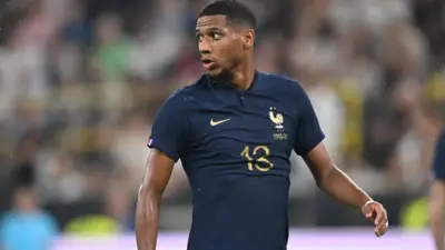 The Rise of Lloyd Kelly in Professional Football