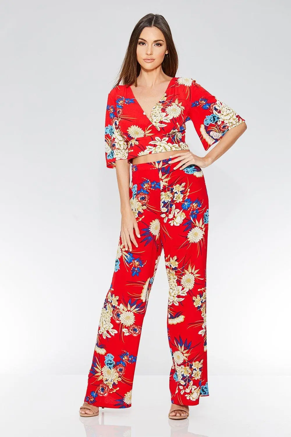Exploring the Fashionable World of Quiz Clothing