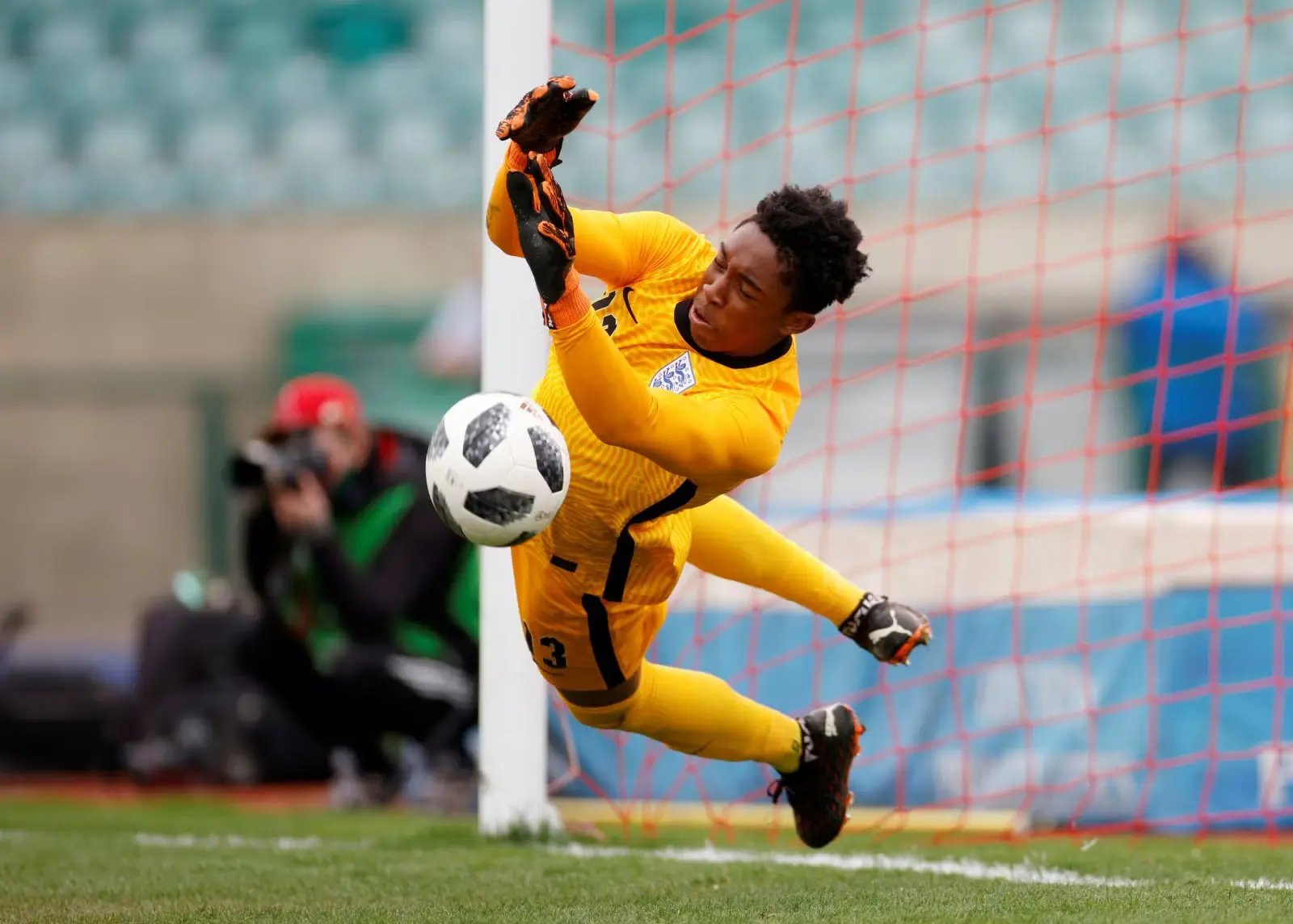 The Rise of Tobi Oluwayemi in the World of Football