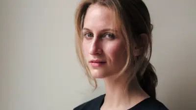 The Impact of Zoe Hitzig on Contemporary Art