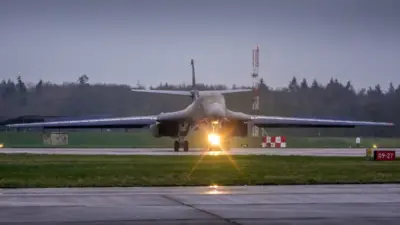 b1 bomber — GB news