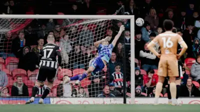 grimsby town vs bromley — GB news