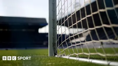 grimsby town vs fleetwood — GB news