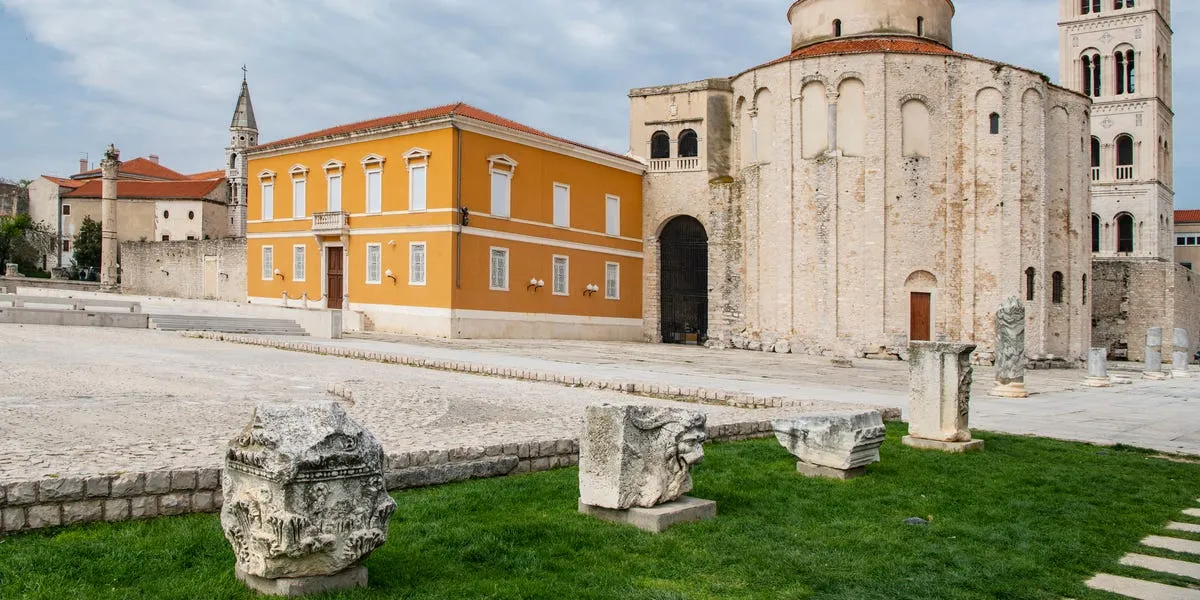 1000 roman objects recovered — GB news