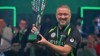 stephen hendry — GB news
