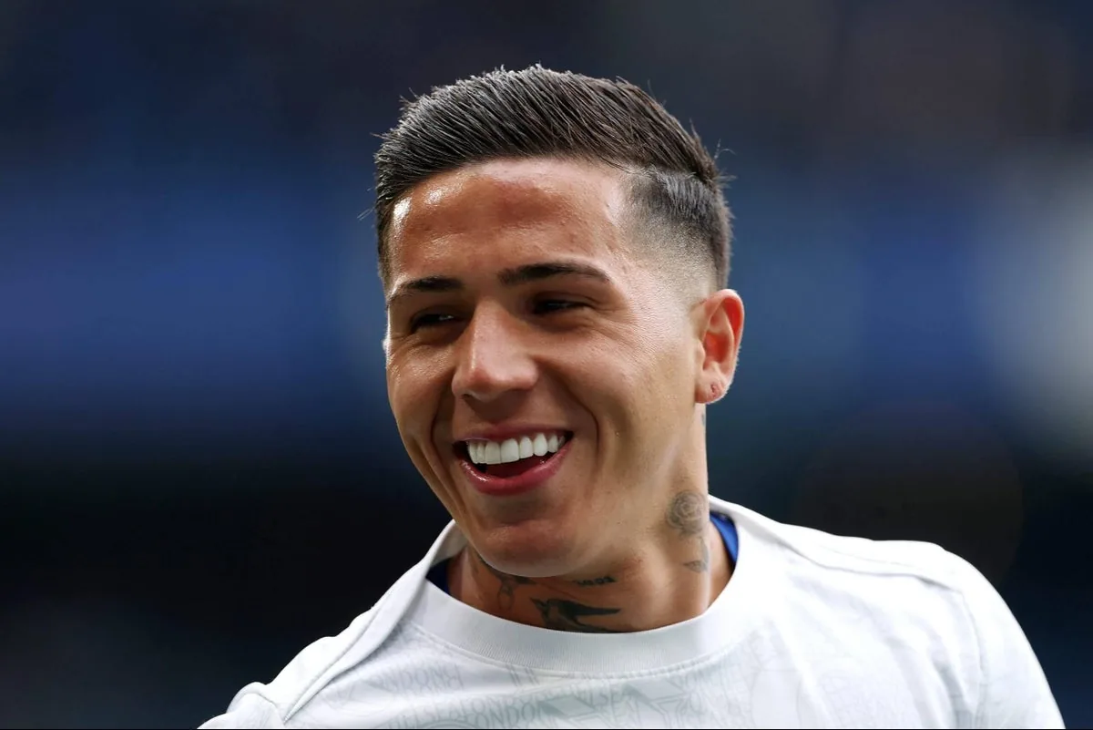 Enzo Fernandez transfer news: Chelsea set Man City deadline to bid for midfielder